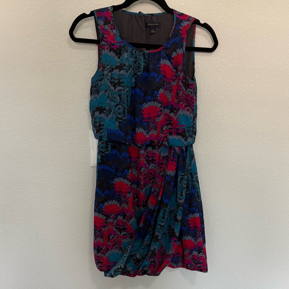 Banana Republic Vibrant Blue Pink Floral Draped Jersey Sleeveless Dress Size 0 - Picture 1 of 9